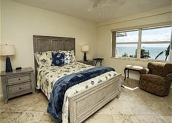 1901 S Roosevelt Blvd #406-E — Photo 1