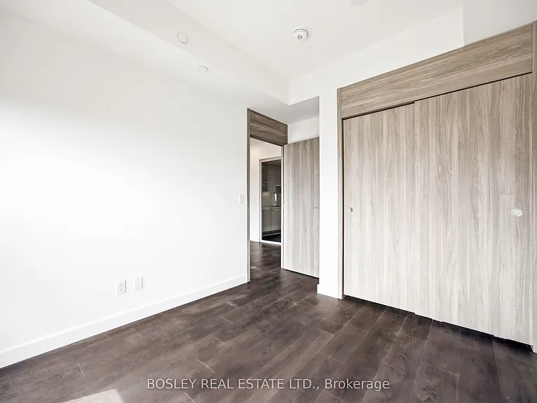 75 Billes Hts #1006 — Photo 12
