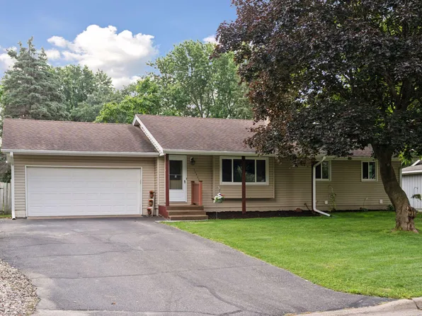 11917 Jefferson St NE, Blaine, MN 55434