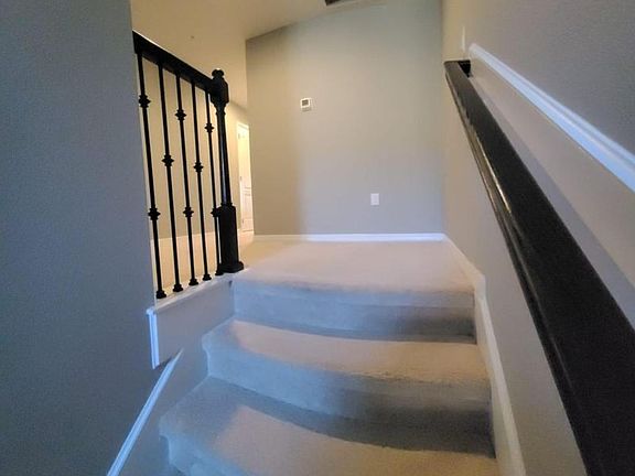 3rd image of 343 Merry Brook Cir