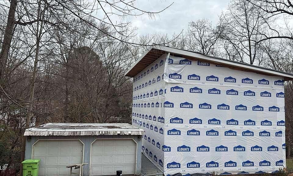 1st image of 4212 Converse Dr