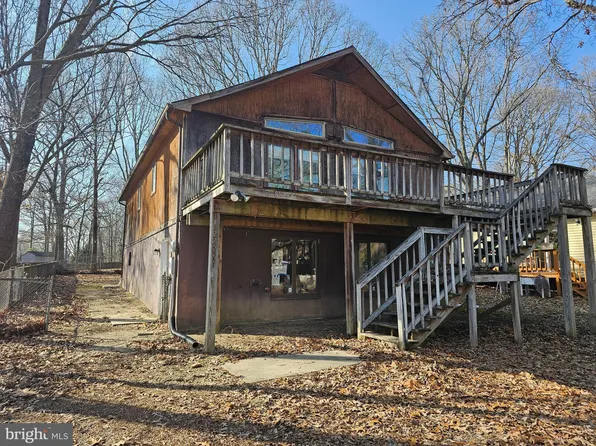 8225 Cedar Ln, Lusby, MD 20657