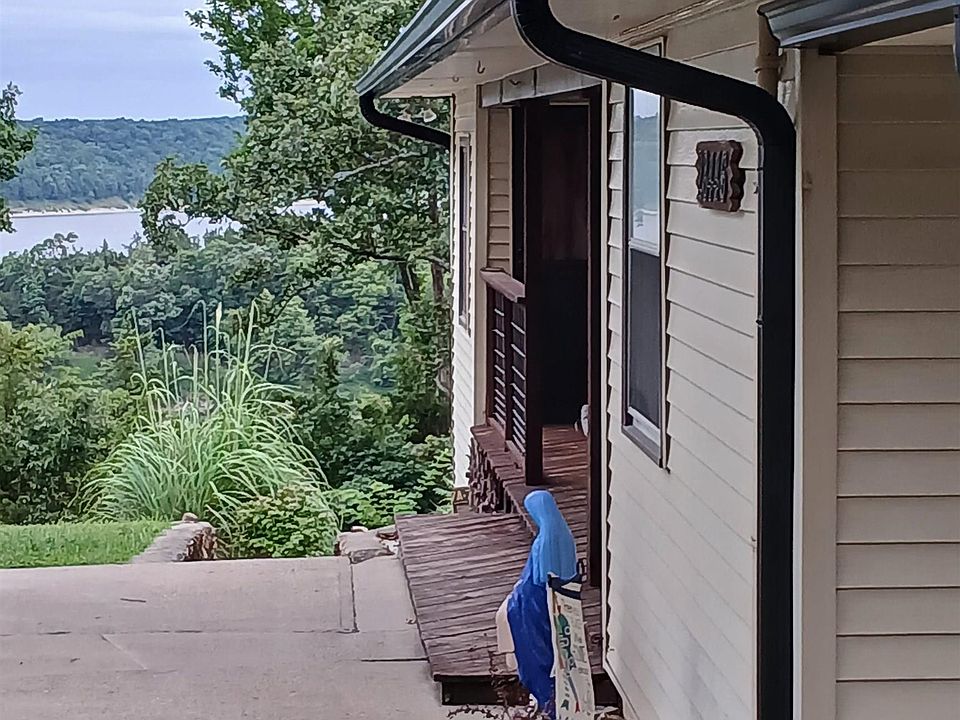 1st image of 28446 Panorama Rd