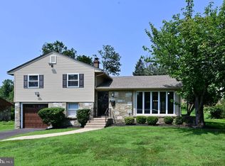 446 Twickenham Rd, Glenside, PA 19038