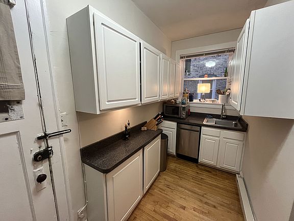 5th image of 327 Kedzie St APT 1