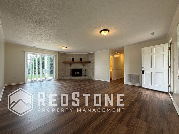 5th image of 3138 Whitesell Dr #C