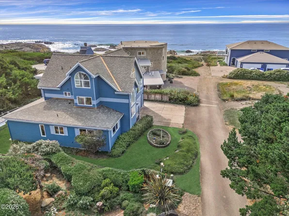 514 Lemwick Ln, Yachats, OR 97498