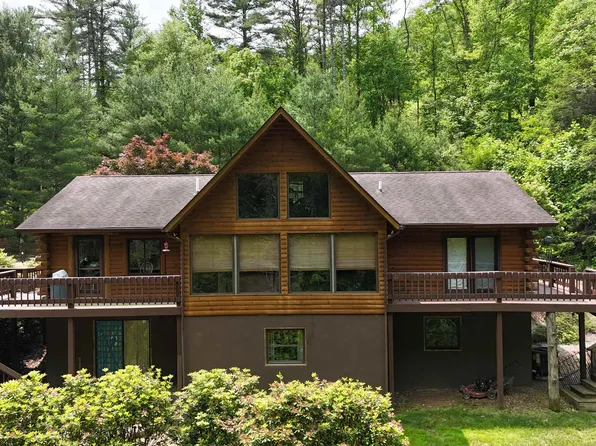 178 Trails End Ln, Warm Springs, VA 24484