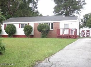 409 Cheyenne Rd, Jacksonville, NC 28540