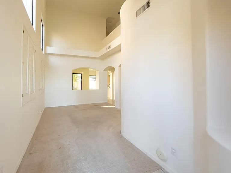6529 N 14th Pl — Photo 10