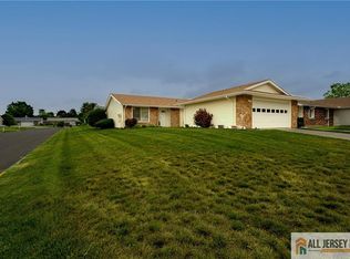 227 Convent Rd, Monroe Township, NJ 08831