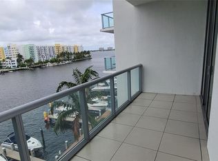 7928 East Dr APT 501, North Bay Village, FL 33141