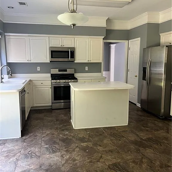 6435 Stapleford Ln — Photo 9