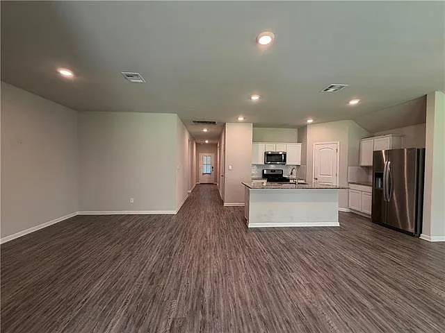240 Pretty Acres Ave — Photo 6