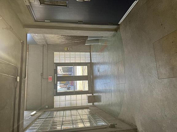 5th image of 2502 Live Oak St APT 228