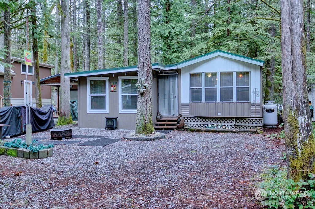 32 2 Wilderness Way photo 1
