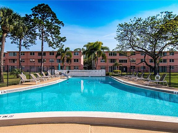 2nd image of 4895 Bay St NE APT 301