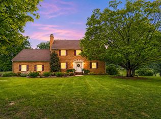 32 Henkel Rd, Waynesboro, VA 22980