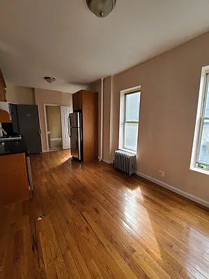 Rented by Point NYC | media 8