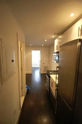 Rented by REAL New York | media 31