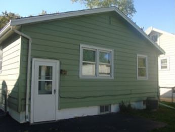 3rd image of 2214 N Ellis St
