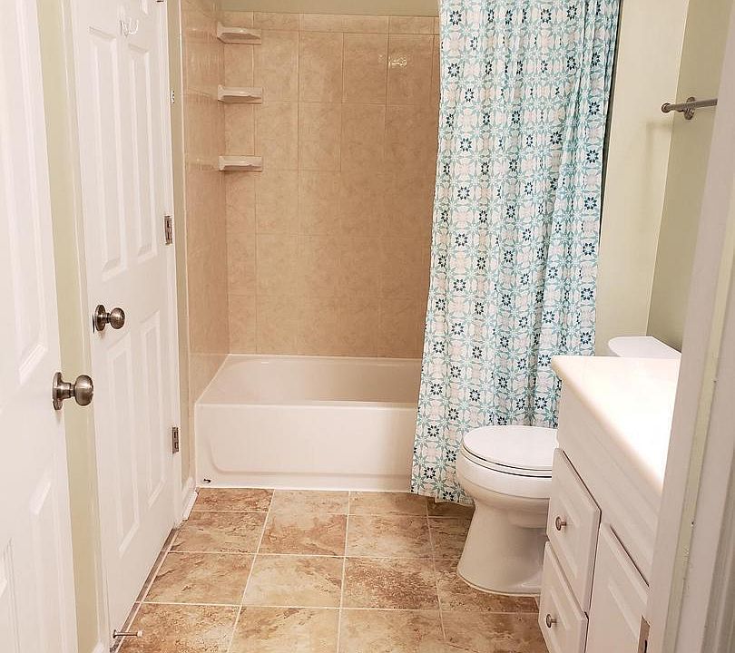 1st image of 15 Cornerstone Dr