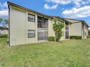 7618 Tahiti Ln APT 206, Lake Worth, FL 33467