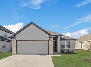 9224 Union Pacific Dr, Fort Worth, TX 76036