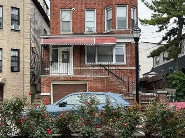 1604 Central Avenue image 1 of 8