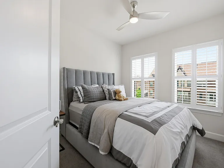 9553 Capital Ln #1 — Photo 6