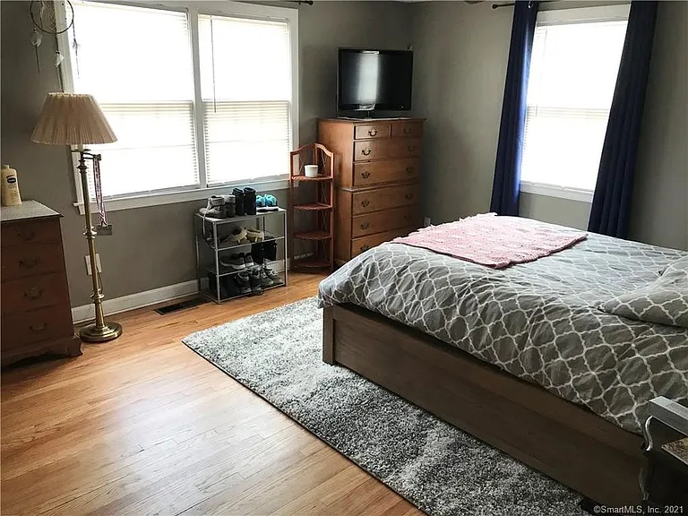 27 Butternut Dr — Photo 3