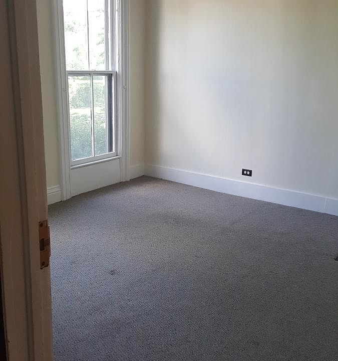 2nd image of 414 Franklin St #2