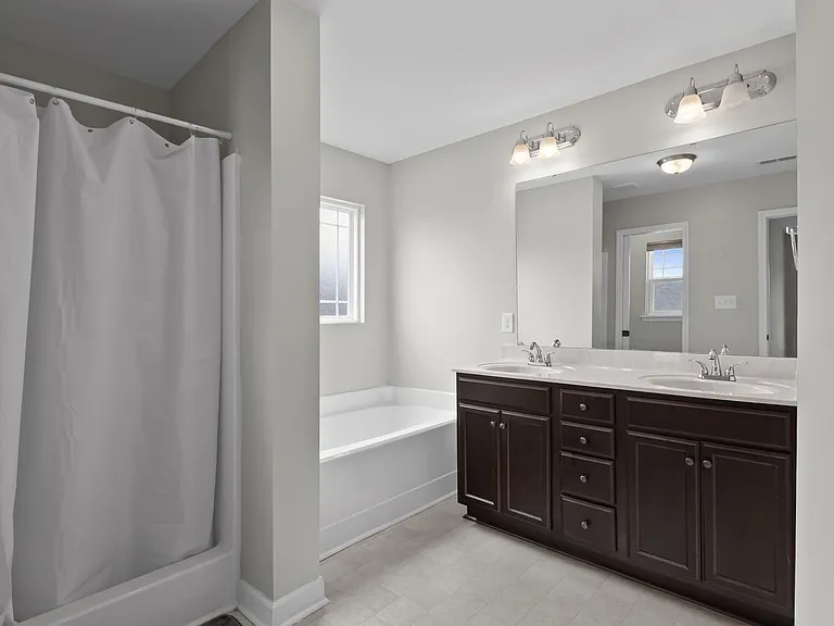114 Bridgeport Dr — Photo 11