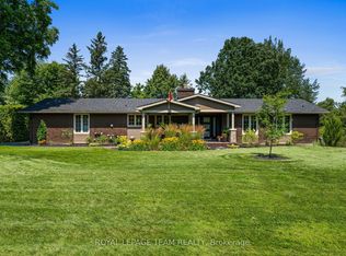 1279 Fairway Dr, Ottawa, ON K4M1B3
