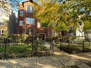 4413 N Malden St #2S, Chicago, IL 60640