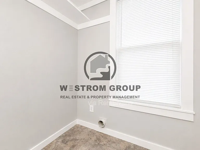 136 Arthur Dr — Photo 16