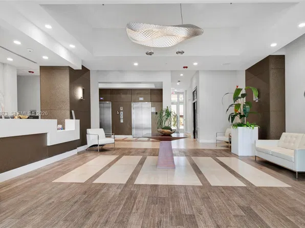 7661 NW 107th Ave APT 501, Doral, FL 33178