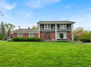 2657 Brady Dr, Bloomfield Hills, MI 48304