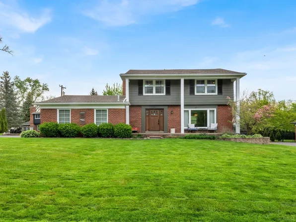2657 Brady Dr, Bloomfield Hills, MI 48304