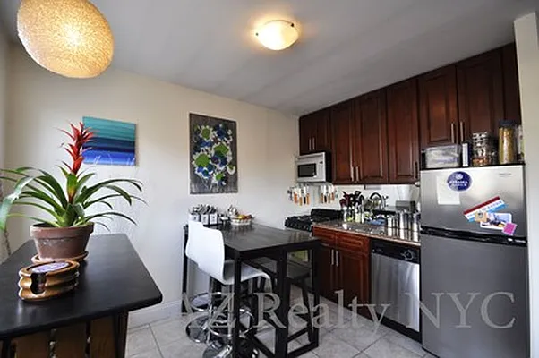 Rented by FirstService Realty (legacy) | media 2