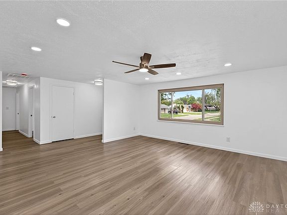 5th image of 4444 Seville Dr
