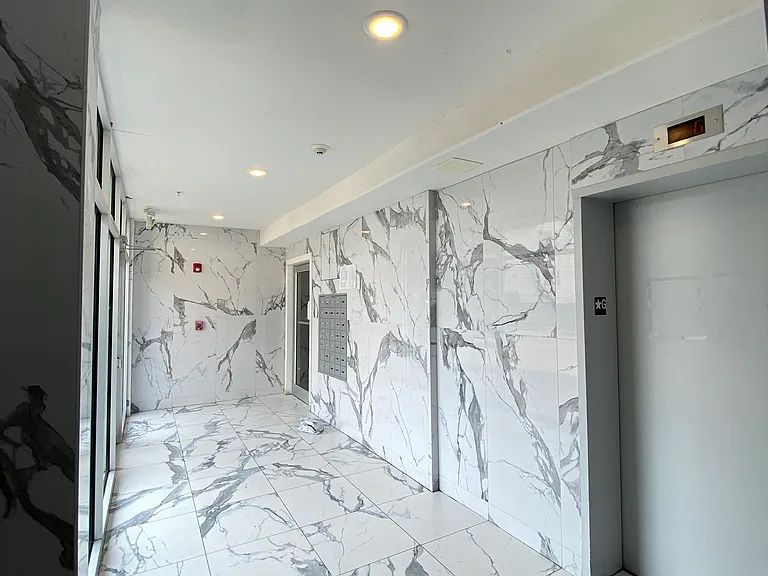 230 Harrison St #403 — Photo 11