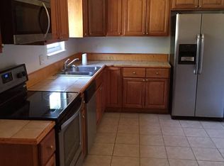 412 Harbour North Dr, Chesapeake, VA 23320
