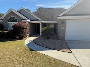 534 Cobblestone Cir, Bloomingdale, GA 31302