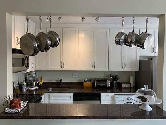 4th image of 502 Bashford Ln Unit 3222