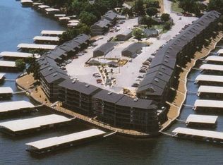 611 Lazy Days Rd APT E2, Osage Beach, MO 65065