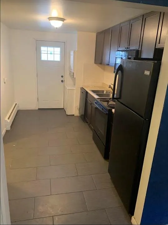 2386 S Linden Ct — Photo 4
