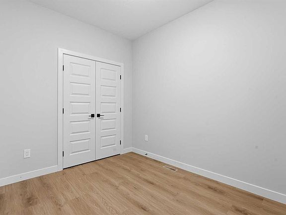 5th image of 3081 E Key Dr SW