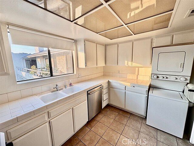 1st image of 225 N Rose St Unit 410