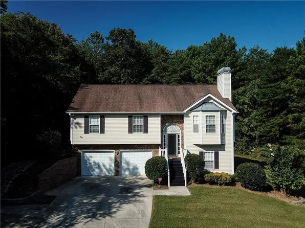 12 Easton Trce NW, Adairsville, GA 30103